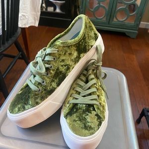 See Vees Platform Sneaker